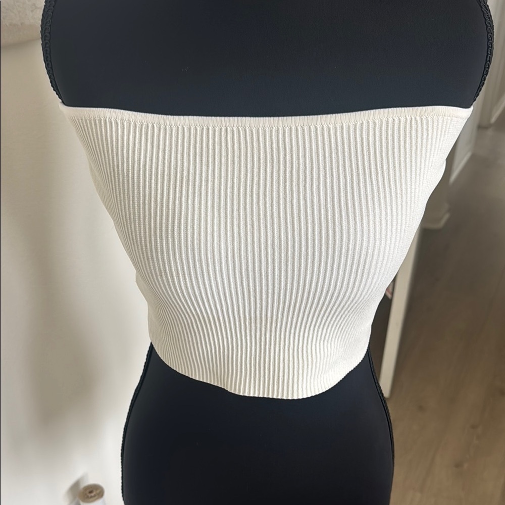La Hearts‎ White Ribbed Sleeveless Crop Tube top